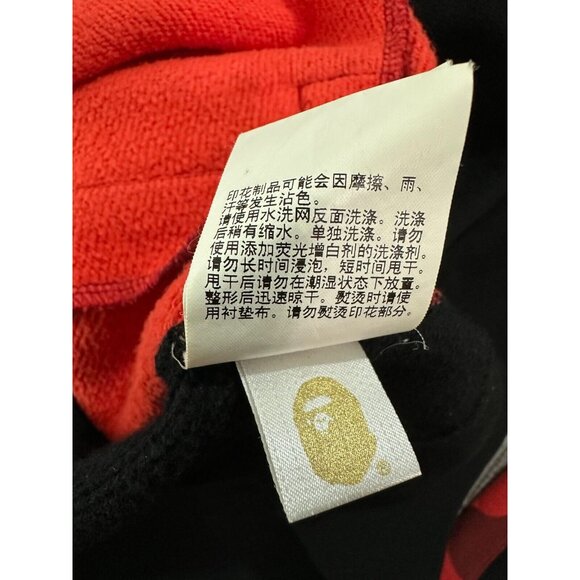 A Bathing Ape BAPE FW19 pullover Hoodie color Red Camo size XL - Picture 5 of 8